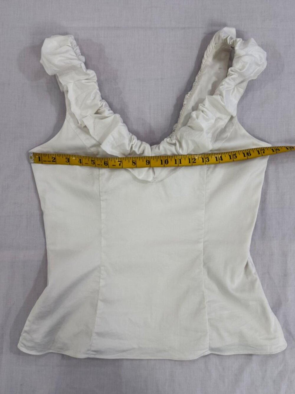 White House Black Market White Ruffle Sleeveless Blouse Top Women's Size 6 Girly - Picture 7 of 13